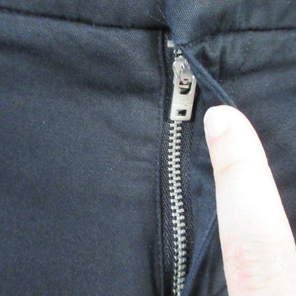 Club Monaco Shorts Micro Women 6 Black Cotton Zip Low Rise y2k Casual Preppy 208 - Picture 3 of 12